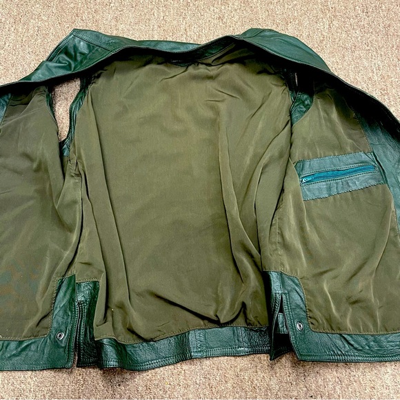 Leather Vest - Picture 5 of 6